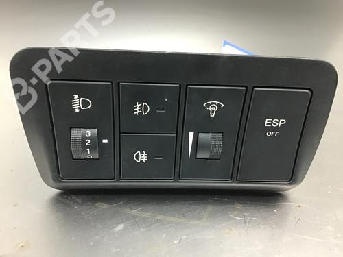 Used Headlight switch HYUNDAI SANTA FÉ II (CM) 2.2 CRDi (155 hp) 8109598