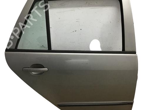 Dør høyre bak SKODA FABIA I Combi (6Y5) 1.4 16V (80 hp) 16447390