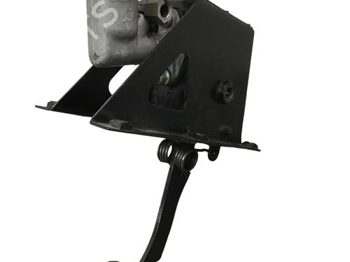Clutch pedal LAND ROVER DEFENDER Cabrio (L316) 2.4 Td4 4x4 (L317) | BP21065491I13 