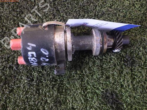 Used Ignition distributor AUDI 80 B2 Saloon (811, 813, 814, 819, 853) 1.3 (55 hp) 14697407