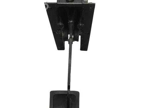 Clutch pedal LAND ROVER DEFENDER Cabrio (L316) 2.4 Td4 4x4 (L317) | BP21065491I13 