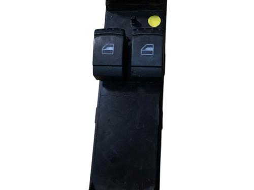 Interrupteur de vitre avant gauche VW PASSAT B5.5 Variant (3B6) 1.9 TDI (101 hp) 25977889