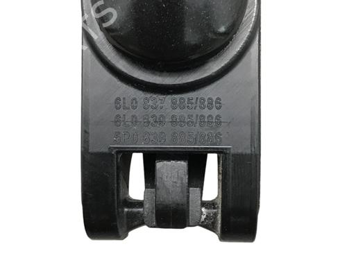 Rear left exterior door handle SEAT LEON (1M1) 1.6 16 V | BP19440662C130 