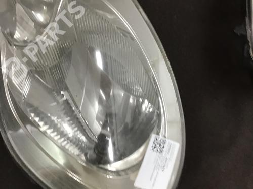 Used Right headlight OPEL VIVARO A Van (X83) 2.0 CDTI (F7) (90 hp) 6048927