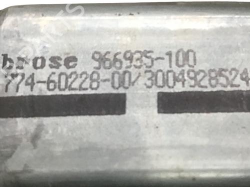 Left front window motor SKODA SUPERB II (3T4) 2.0 TDI | BP29564841E21 