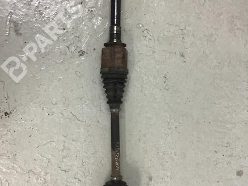 Used Right front driveshaft Right front driveshaft LAND ROVER RANGE ROVER SPORT I (L320) 3.6 D 4x4 (272 hp) 10615261 10615261
