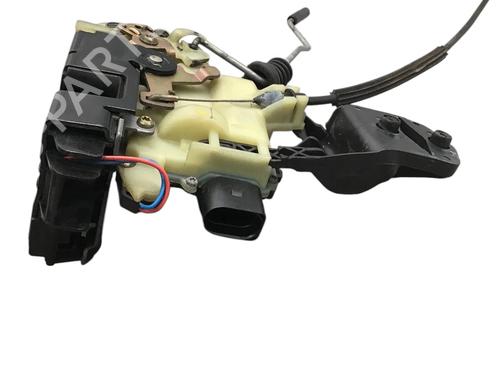 Fechadura frente esquerda VW PASSAT B5.5 Variant (3B6) 1.9 TDI | BP25977885C98 