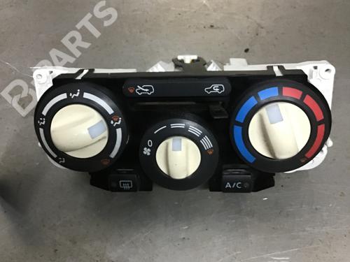 Used Climate control NISSAN MICRA III (K12) 1.2 16V (80 hp) 9804928