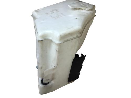 Used Windscreen washer tank BMW 3 Touring (E46) 318 i (118 hp) 18784990