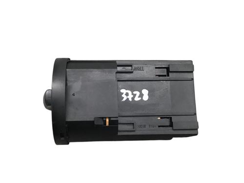 Headlight switch VW POLO (9N_, 9A_) 1.2 12V | BP26221801I24 