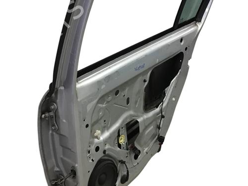 Right rear door OPEL SIGNUM Hatchback (Z03) 2.2 direct (F48) | BP25115560C5 