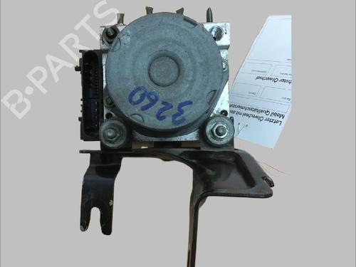 Used ABS pump NISSAN MICRA III (K12) 1.2 16V (65 hp) 12133587