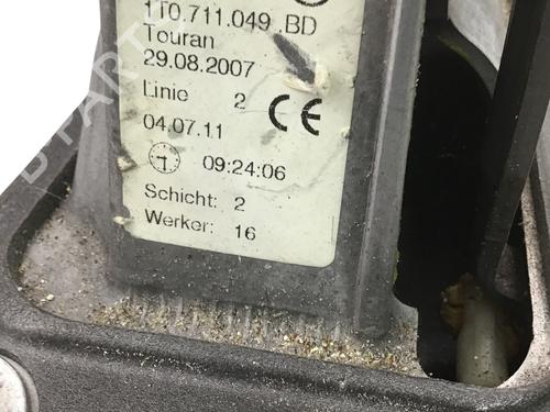 Automatic gearbox selector VW CADDY III MPV (2KB, 2KJ, 2CB, 2CJ) 1.6 TDI | BP29256788M91