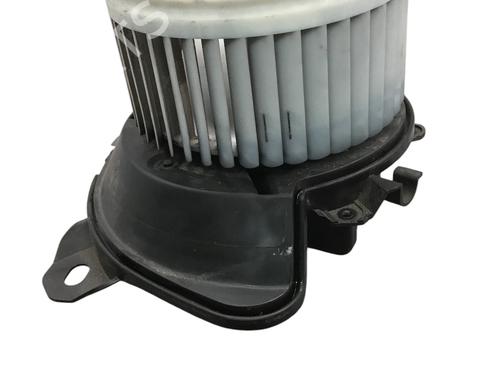 Heater blower motor FIAT GRANDE PUNTO (199_) 1.4 (199AXB11, 199AXB1A, 199BXB1A, 199AXL1A) | BP24959532M62 