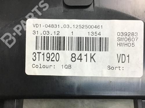 Instrument cluster SKODA SUPERB II Estate (3T5) 2.0 TDI | BP9828703C47 