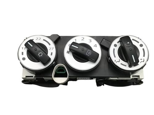 Comando chauffage MITSUBISHI COLT VI (Z3_A, Z2_A) 1.3 (Z21A) (95 hp) 30678729