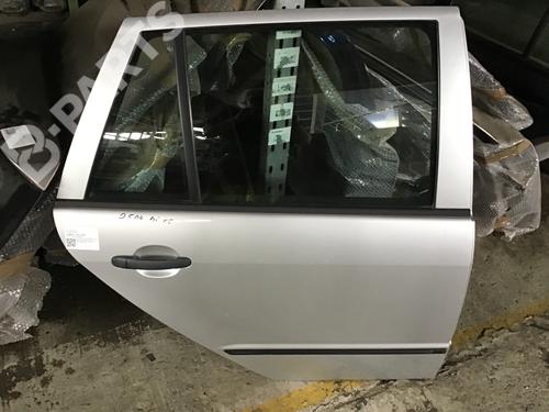 Porta trás direita SKODA FABIA I Combi (6Y5) 1.4 16V (75 hp) 5925517