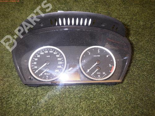 Used Instrument cluster BMW 5 (E60) 525 d (177 hp) 5064452