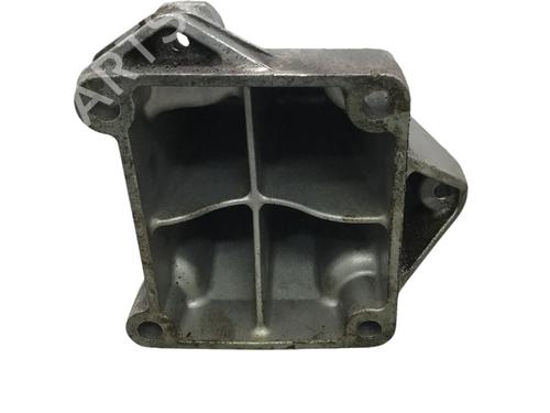 Support MERCEDES-BENZ C-CLASS T-Model (S203) C 180 Kompressor (203.246) | BP20330801C155 