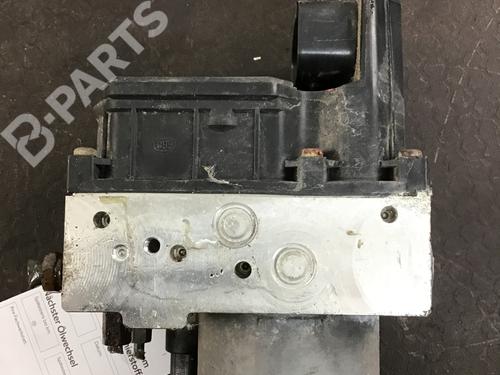 Used ABS pump TOYOTA COROLLA Estate (_E12_) 1.4 D4-D (NDE120_, NDE120R) (90 hp) 6597578