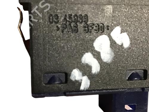 Switch BMW 5 (E39) 523 i | BP17211144I30 
