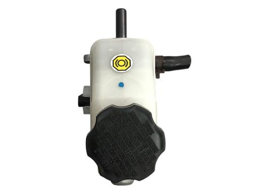 Brake master cylinder HYUNDAI i30 Estate (FD) 1.6 CRDi | BP21814867M77 