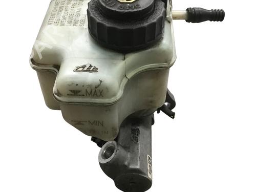 Brake master cylinder VW CADDY III MPV (2KB, 2KJ, 2CB, 2CJ) 1.6 TDI | BP29839206M77 