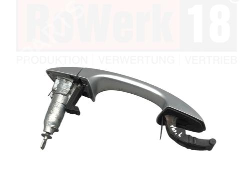 Used Front left exterior door handle SKODA OCTAVIA III (5E3, NL3, NR3) 1.4 TSI (140 hp) 13933974