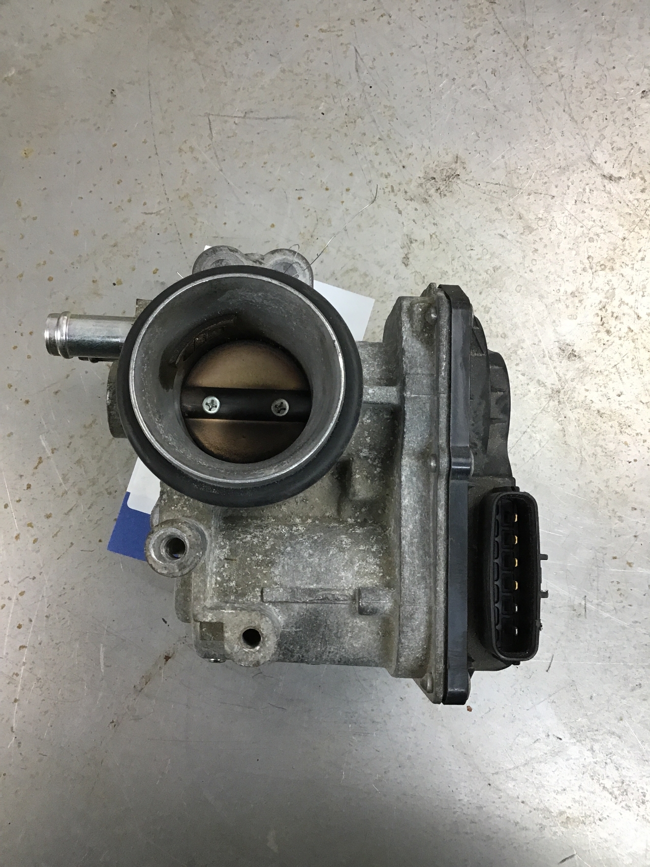 Perakitan Throttle Body Baru untuk 2006-2015 Toyota Yaris 1.5L L4 Dohc 22030-21030 - Cina Bak Throttle, Toyota Throttle Body