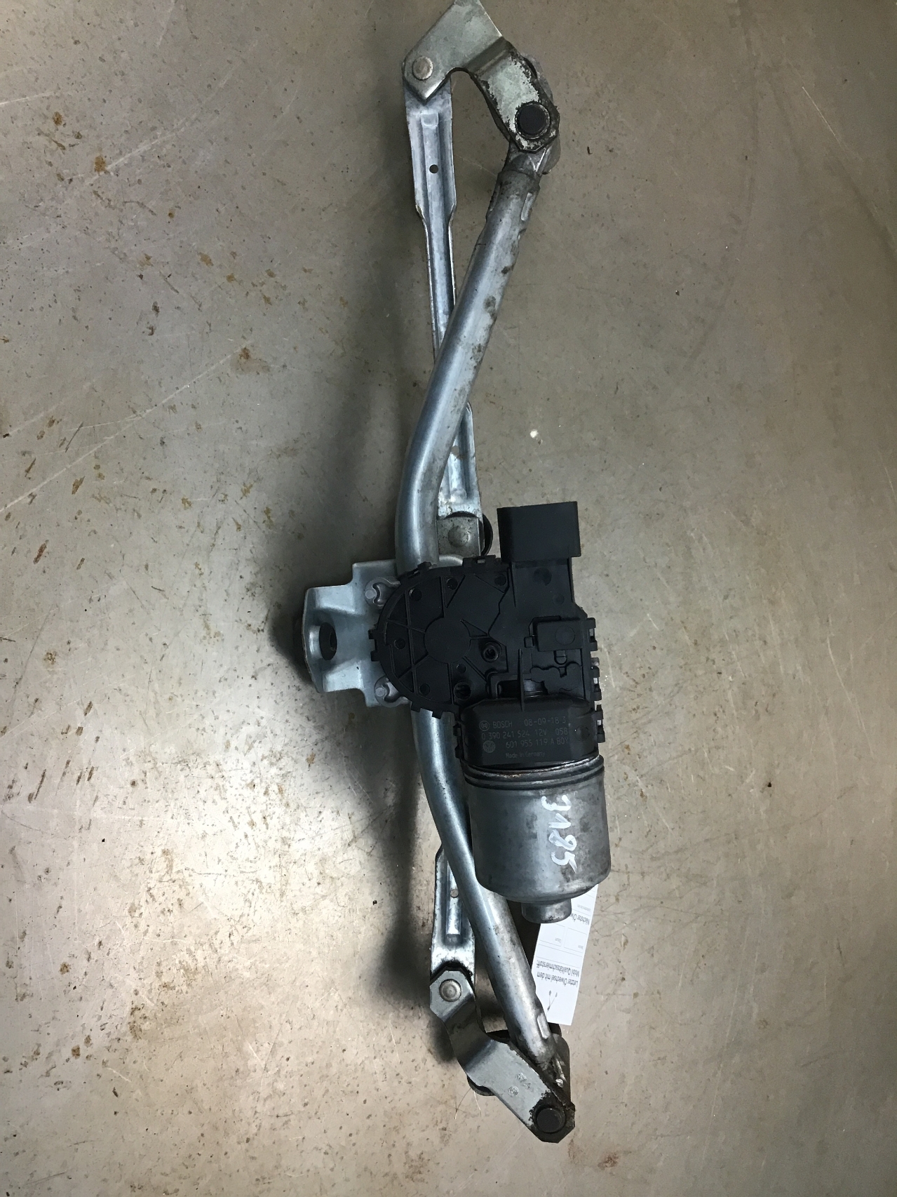 Front wiper motor VW POLO (9N_, 9A_) 1.4 16V 10545924 BParts