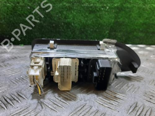 Left front window switch RENAULT LAGUNA II (BG0/1_) | BP27363301I27