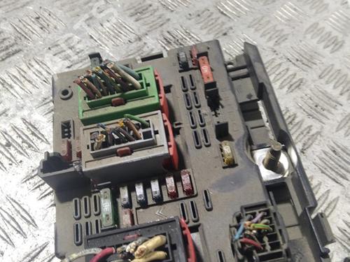 Used Fuse box PEUGEOT 307 Break (3E) 2.0 HDI 110 (107 hp) 30519268