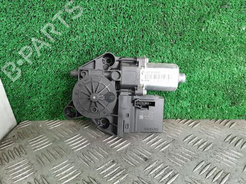 right-front-window-motor-renault-megane-iii-hatchback-bz01_-b3_-2008-23552163 main image