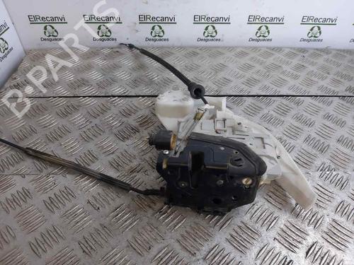 Høyre bak lås VW PASSAT B6 Variant (3C5) 2.0 TDI 16V (140 hp) 7475279