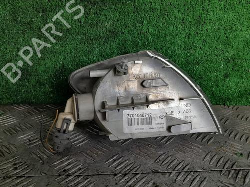 Blinker vorne links RENAULT MEGANE I Classic (LA0/1_) 1.6 e (LA0F, LA0S) | BP24572392C32 