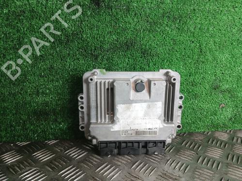 Calculateur moteur (ecu) PEUGEOT 308 I (4A_, 4C_) [2007-2016]  33175923