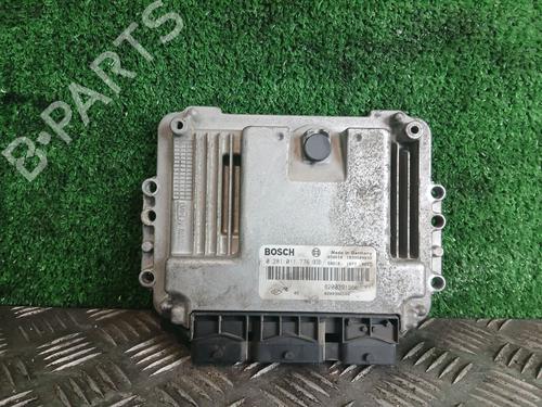 Used Engine control unit (ECU) Engine control unit (ECU) RENAULT SCÉNIC II (JM0/1_) [2003-2010] 31947050 31947050