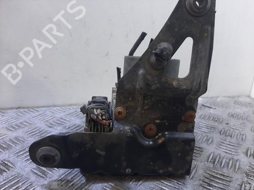 Used ABS pump ABS pump RENAULT MEGANE II Saloon (LM0/1_) 1.9 dCi (LM0G, LM1G, LM2C) (120 hp) 33720374 33720374