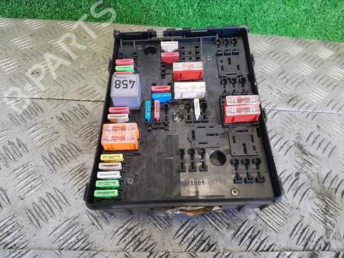 Zekeringkast SEAT TOLEDO III (5P2) [2004-2009]  21536584