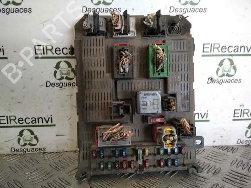 Used Fuse box CITROËN C5 I (DC_) 2.0 HDi (DCRHZB, DCRHZE) (109 hp) 16978399