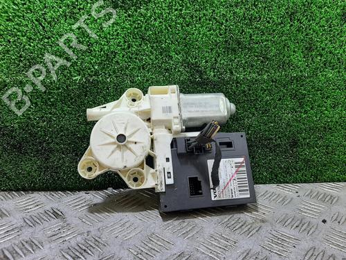 Rudehejsemotor forskærm højre VOLVO V50 (545) 2.0 D (136 hp) 24309824