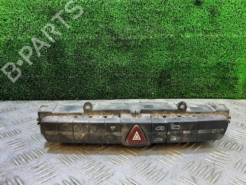 Used Warning switch MERCEDES-BENZ VITO / MIXTO Van (W639) 111 CDI (639.601, 639.603, 639.605) (109 hp) 26223267