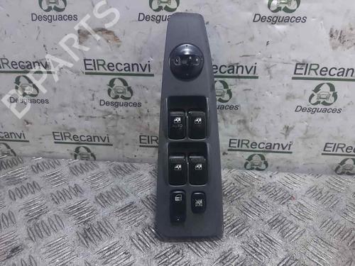 Used Left front window switch KIA CERATO I Saloon (LD) [2004-2011]  15414579