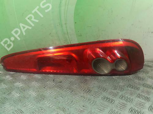 Used Right taillight FORD FIESTA V (JH_, JD_) 1.4 TDCi (68 hp) 10499433