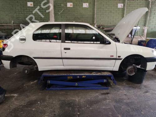 Front left lock PEUGEOT 306 Hatchback (7A, 7C, N3, N5) 1.6 | BP9343033C98