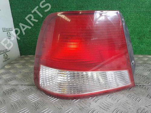 Used Left taillight HYUNDAI ACCENT II (LC) 1.5 (102 hp) 21537330