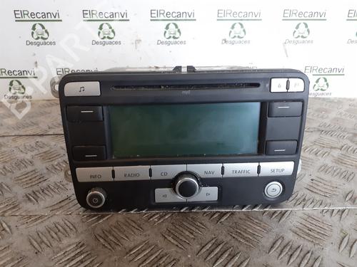 Used Radio VW TOURAN (1T1, 1T2) 1.9 TDI (105 hp) 13750302