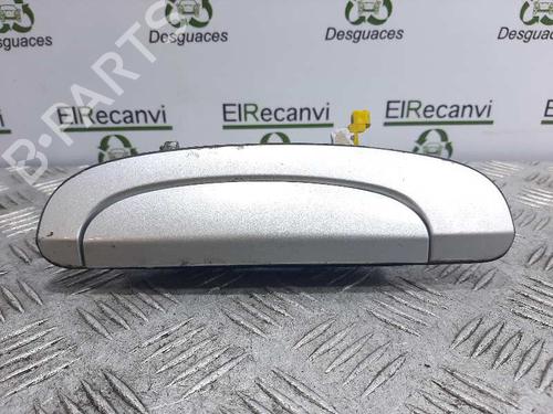 Puxador exterior trás esquerdo HYUNDAI GETZ (TB) 1.5 CRDi (88 hp) 5792405