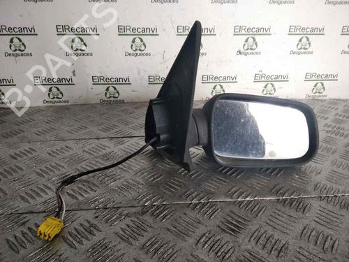 Used Right mirror Right mirror 15900359 15900359