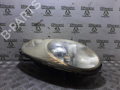 Used Right headlight NISSAN MICRA III (K12) [2002-2011]  19134924